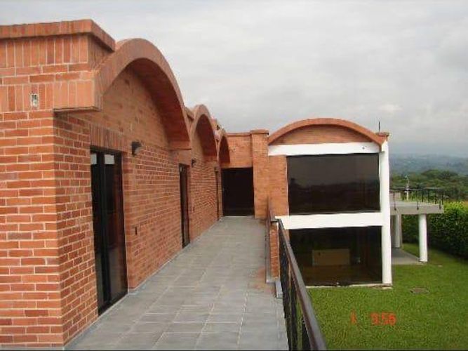 Casa de 5 alcobas en venta en Ciudad Jardin, Cali, 480 m² · foto 9 de 12