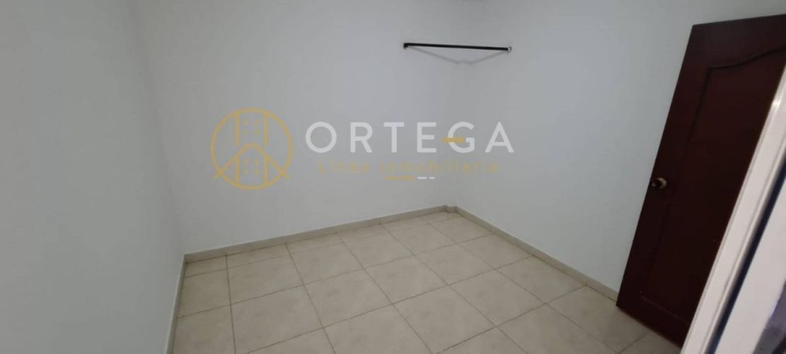 Apartamento de 4 alcobas en venta en San Antonio Del Carrizal, Girón, 120 m² · foto 15 de 19
