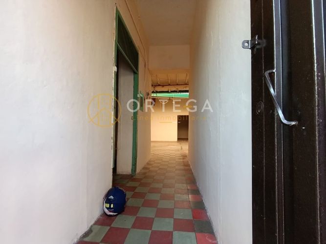 Casa de 6 alcobas en arriendo en Girardot, Girardot, 300 m² · foto 2 de 22