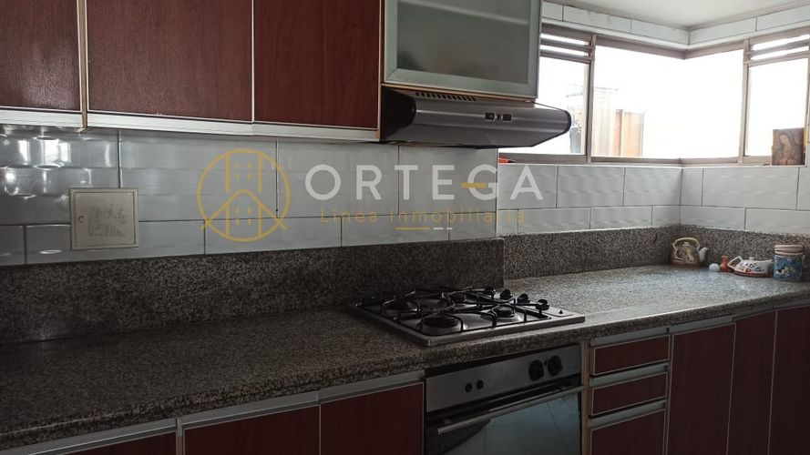 Apartamento de 3 alcobas en venta en Sotomayor, Bucaramanga, 215 m² · foto 3 de 24