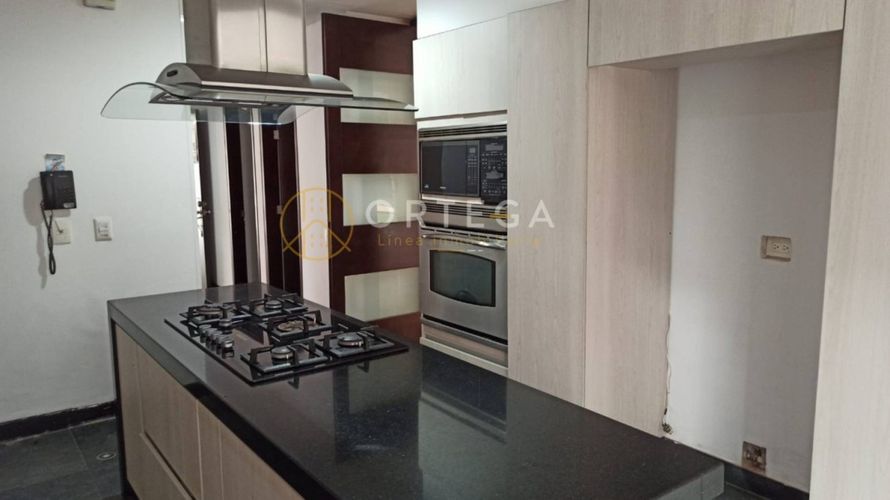 Casa de 5 alcobas en venta en Terrazas De Menzuli, Floridablanca, 460 m² · foto 8 de 24