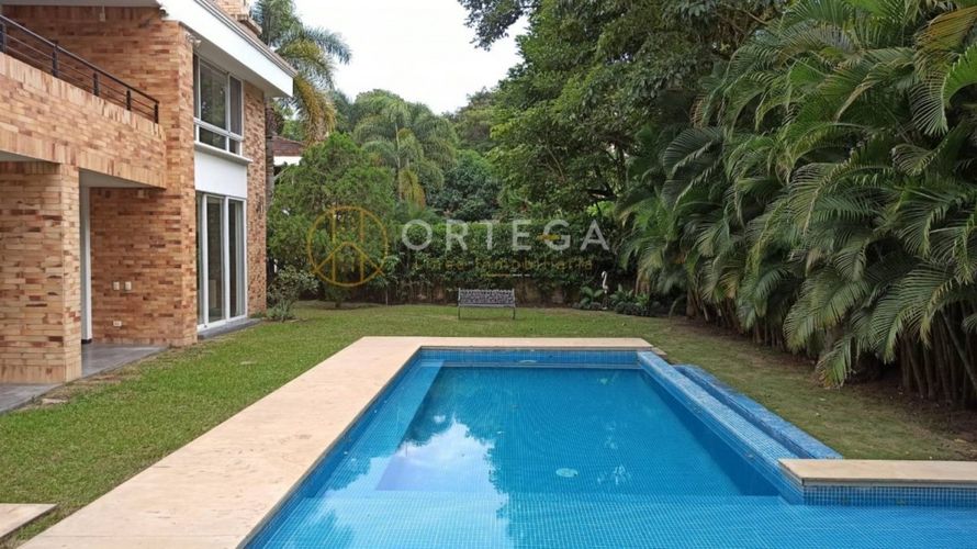 Casa de 5 alcobas en venta en Terrazas De Menzuli, Floridablanca, 460 m² · foto 9 de 24