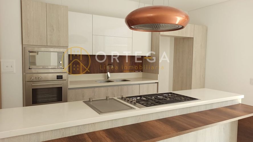 Casa de 4 alcobas en venta en Terrazas De Menzuli, Floridablanca, 340 m² · foto 6 de 22