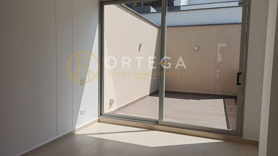 Casa de 4 alcobas en venta en Terrazas De Menzuli, Floridablanca, 340 m² · foto 12 de 22