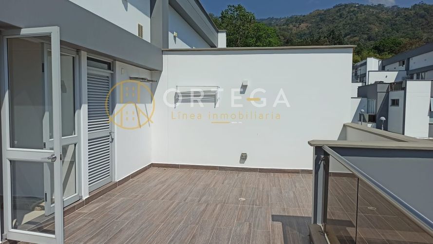 Casa de 4 alcobas en venta en Terrazas De Menzuli, Floridablanca, 340 m² · foto 20 de 22