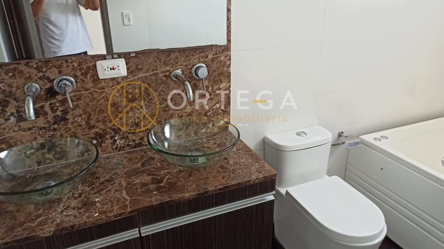 Casa de 3 alcobas en venta en Lagos Del Cacique, Bucaramanga, 240 m² · foto 17 de 24