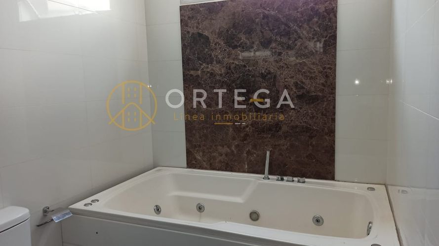 Casa de 3 alcobas en venta en Lagos Del Cacique, Bucaramanga, 240 m² · foto 23 de 24