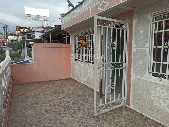 Casa de 4 alcobas en venta en Andalucia, Floridablanca, 140 m² · foto 20 de 21