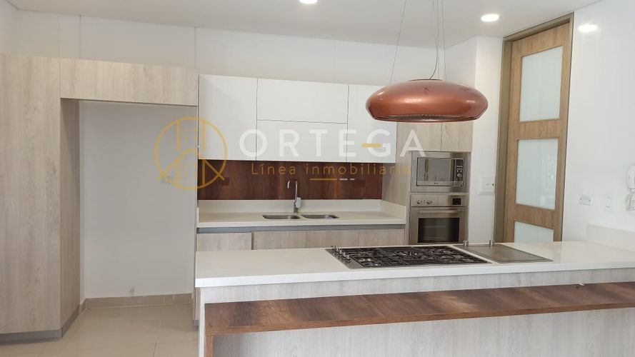 Casa de 4 alcobas en venta en Casco Antiguo - Floridablanca, Floridablanca, 367 m² · foto 6 de 24