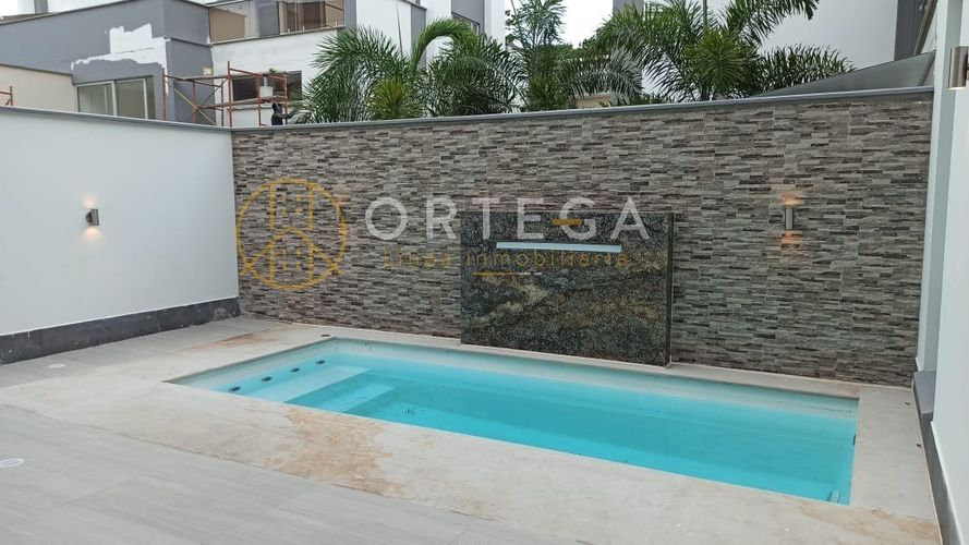 Casa de 4 alcobas en venta en Casco Antiguo - Floridablanca, Floridablanca, 367 m² · foto 10 de 24