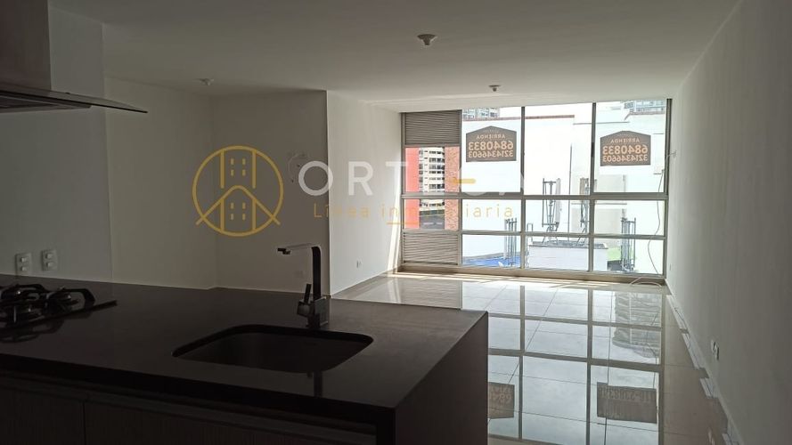 Apartamento de 3 alcobas en venta en Sotomayor, Bucaramanga, 90 m² · foto 2 de 24