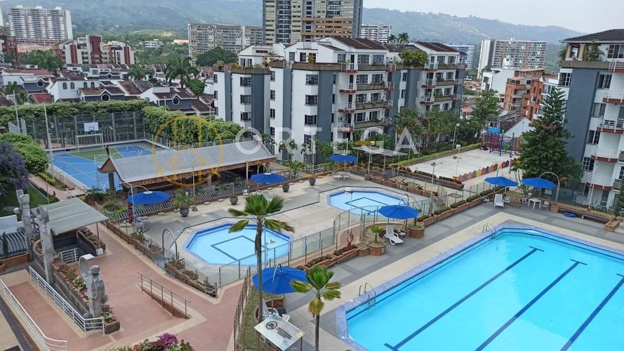 Apartamento de 4 alcobas en venta en Cañaveral, Floridablanca, 214 m² · foto 19 de 24