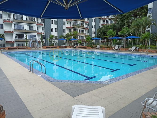 Apartamento de 4 alcobas en venta en Cañaveral, Floridablanca, 214 m² · foto 24 de 24