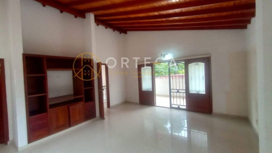 Casa de 4 alcobas en venta en Ruitoque, Piedecuesta, 330 m² · foto 5 de 24