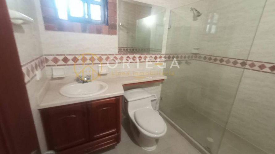 Casa de 4 alcobas en venta en Ruitoque, Piedecuesta, 330 m² · foto 18 de 24