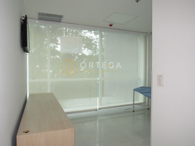 Consultorio en venta en Terrazas De Menzuli, Piedecuesta, 40 m² · foto 6 de 9