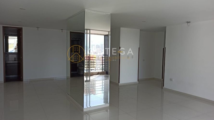 Apartamento de 3 alcobas en venta en La Aurora, Bucaramanga, 130 m² · foto 11 de 24