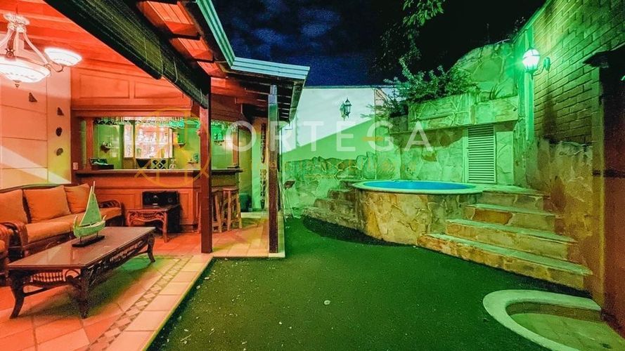 Casa de 5 alcobas en venta en Casco Antiguo - Floridablanca, Floridablanca, 280 m² · foto 7 de 22