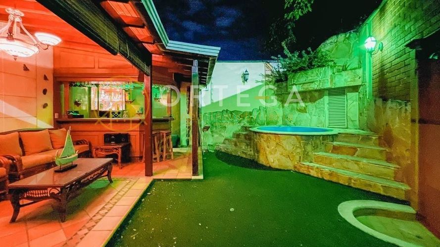 Casa de 5 alcobas en venta en Casco Antiguo - Floridablanca, Floridablanca, 280 m² · foto 8 de 22
