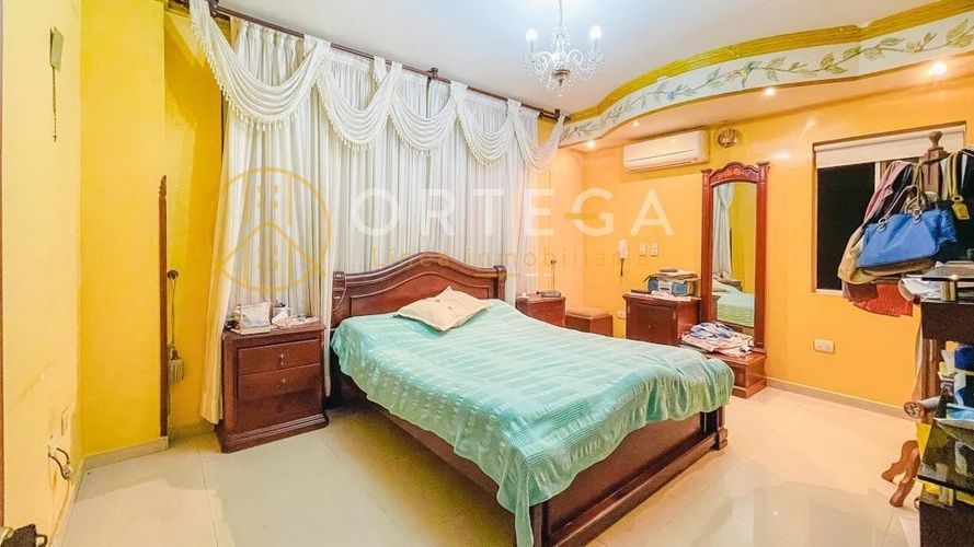 Casa de 5 alcobas en venta en Casco Antiguo - Floridablanca, Floridablanca, 280 m² · foto 15 de 22