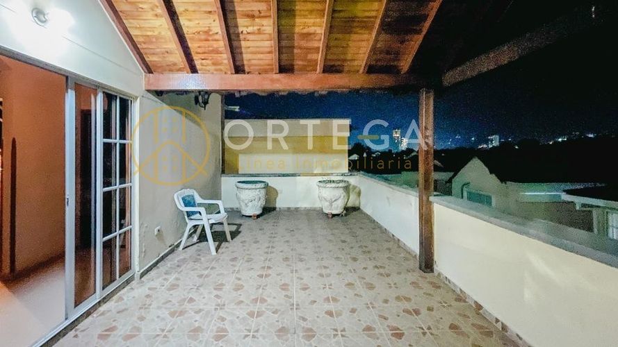Casa de 5 alcobas en venta en Casco Antiguo - Floridablanca, Floridablanca, 280 m² · foto 17 de 22