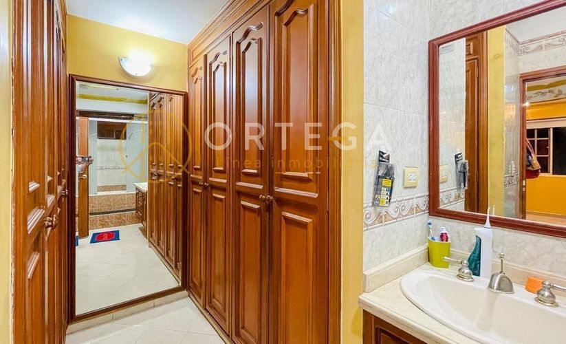 Casa de 5 alcobas en venta en Casco Antiguo - Floridablanca, Floridablanca, 280 m² · foto 19 de 22