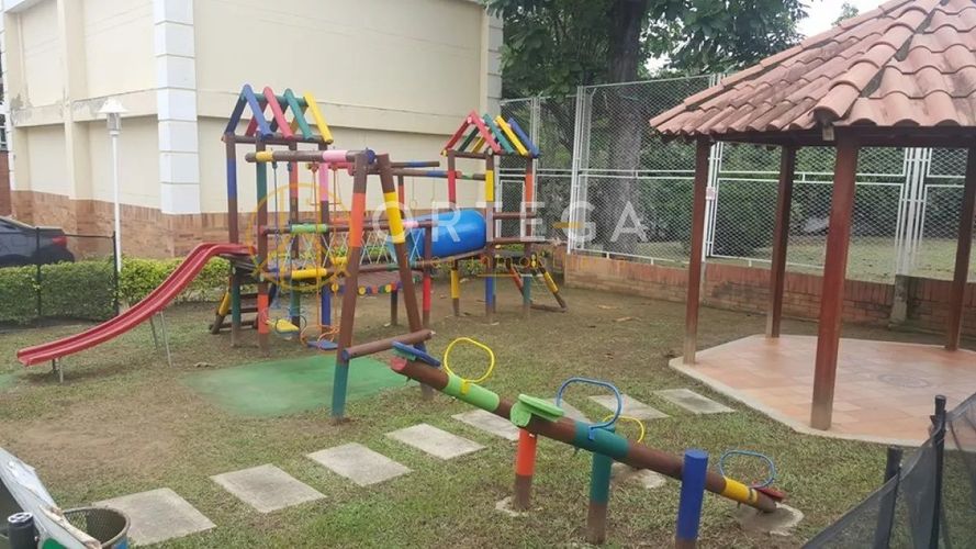 Casa de 5 alcobas en venta en Casco Antiguo - Floridablanca, Floridablanca, 280 m² · foto 22 de 22
