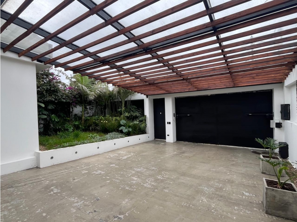 Casa en venta en Monaco, Bogotá · foto 3 de 20