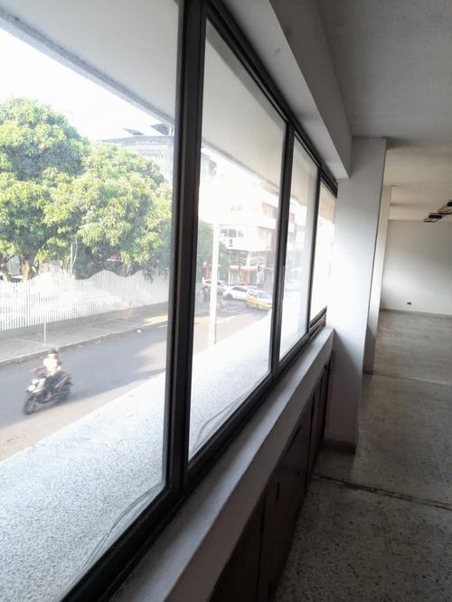 Edificio en venta en San Pedro, Cali, 1000 m² · foto 4 de 11