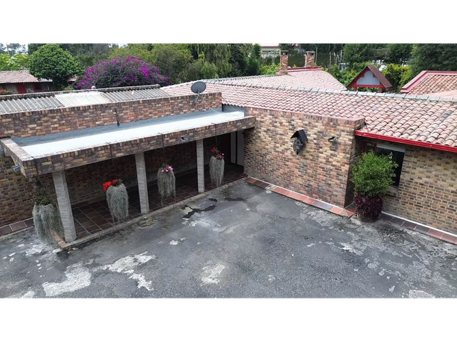 Casa de 4 alcobas en venta en Guaymaral, Bogotá, 550 m² · foto 2 de 22