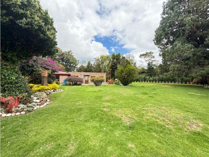 Casa de 4 alcobas en venta en Guaymaral, Bogotá, 550 m² · foto 6 de 22