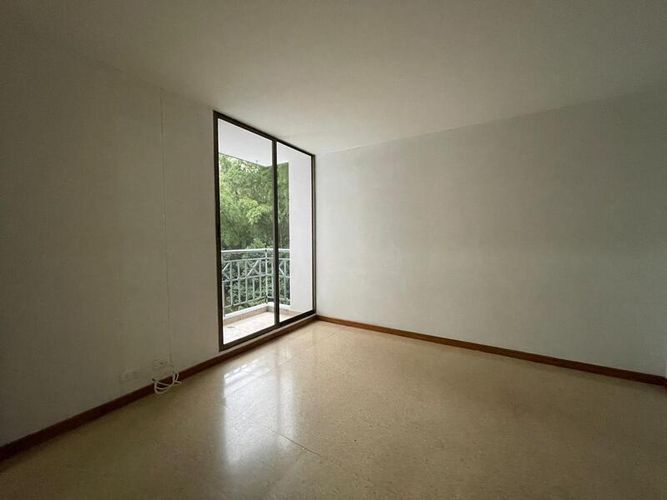 Apartamento de 4 alcobas en venta en Los Naranjos, Medellín, 115 m² · foto 7 de 13