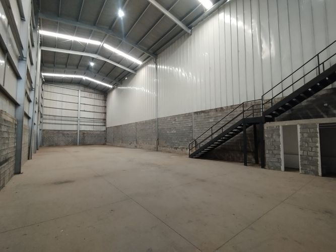 Bodega en arriendo en Campestre A, Dosquebradas, 802 m² · foto 4 de 9