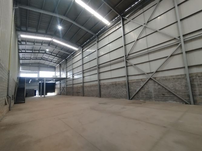 Bodega en arriendo en Campestre A, Dosquebradas, 802 m² · foto 6 de 9