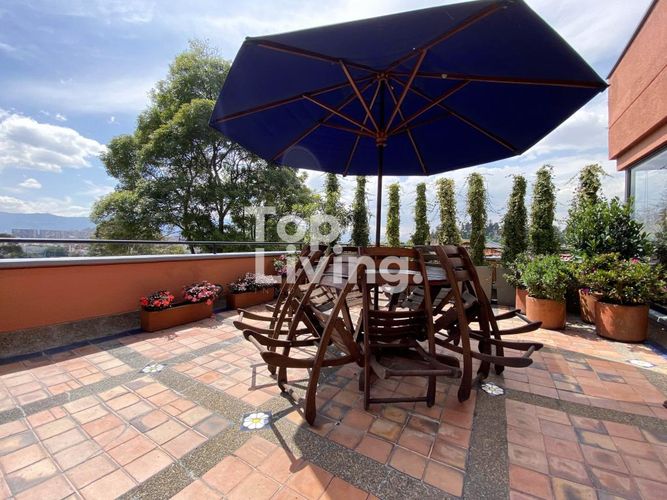Apartamento en venta en Cerros De Niza, Bogotá · foto 2 de 22