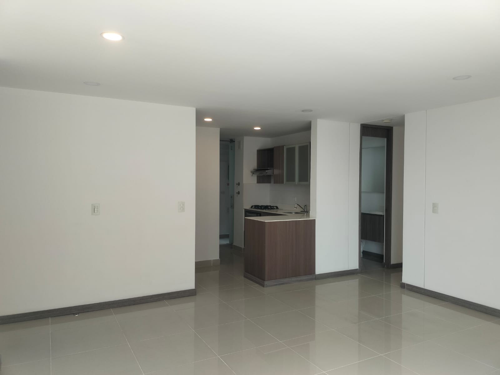 Apartamento en arriendo en El Poblado, Medellín · foto 5 de 15