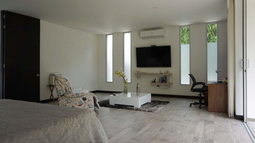 Casa de 5 alcobas en venta en Cerritos, Pereira, 1650 m² · foto 22 de 24