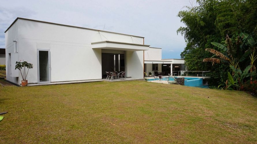 Casa de 5 alcobas en venta en Cerritos, Pereira, 1650 m² · foto 9 de 24