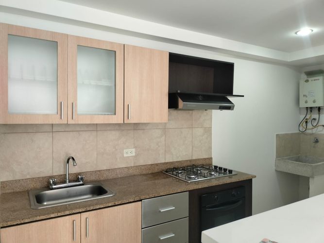 Apartamento de 3 alcobas en arriendo en Ciudad Del Río, Medellín, 69 m² · foto 3 de 14