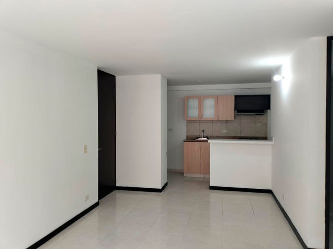 Apartamento de 3 alcobas en arriendo en Ciudad Del Río, Medellín, 69 m² · foto 6 de 14