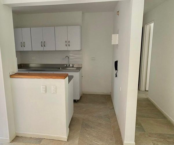 Apartamento de 2 alcobas en venta en San Lucas, Medellín, 99 m² · foto 4 de 18