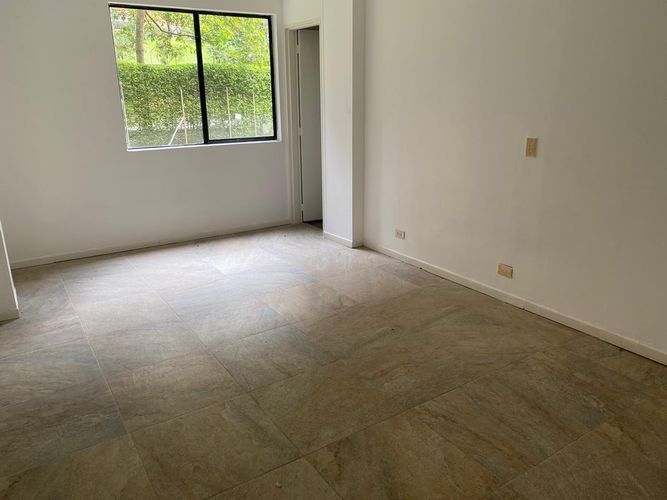 Apartamento de 2 alcobas en venta en San Lucas, Medellín, 99 m² · foto 13 de 18