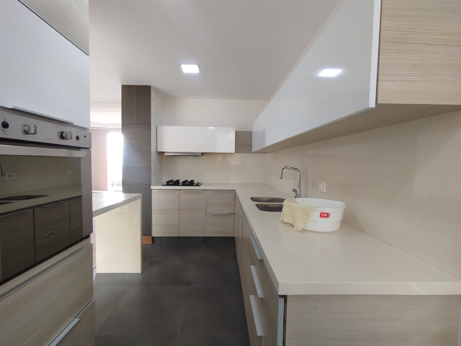 Apartamento en venta en Pinares Alto, Pereira · foto 3 de 10
