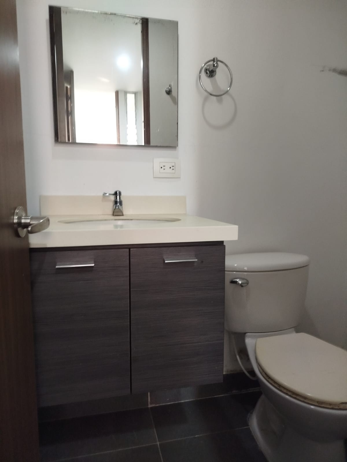 Apartamento en venta en Pinares Alto, Pereira · foto 6 de 10