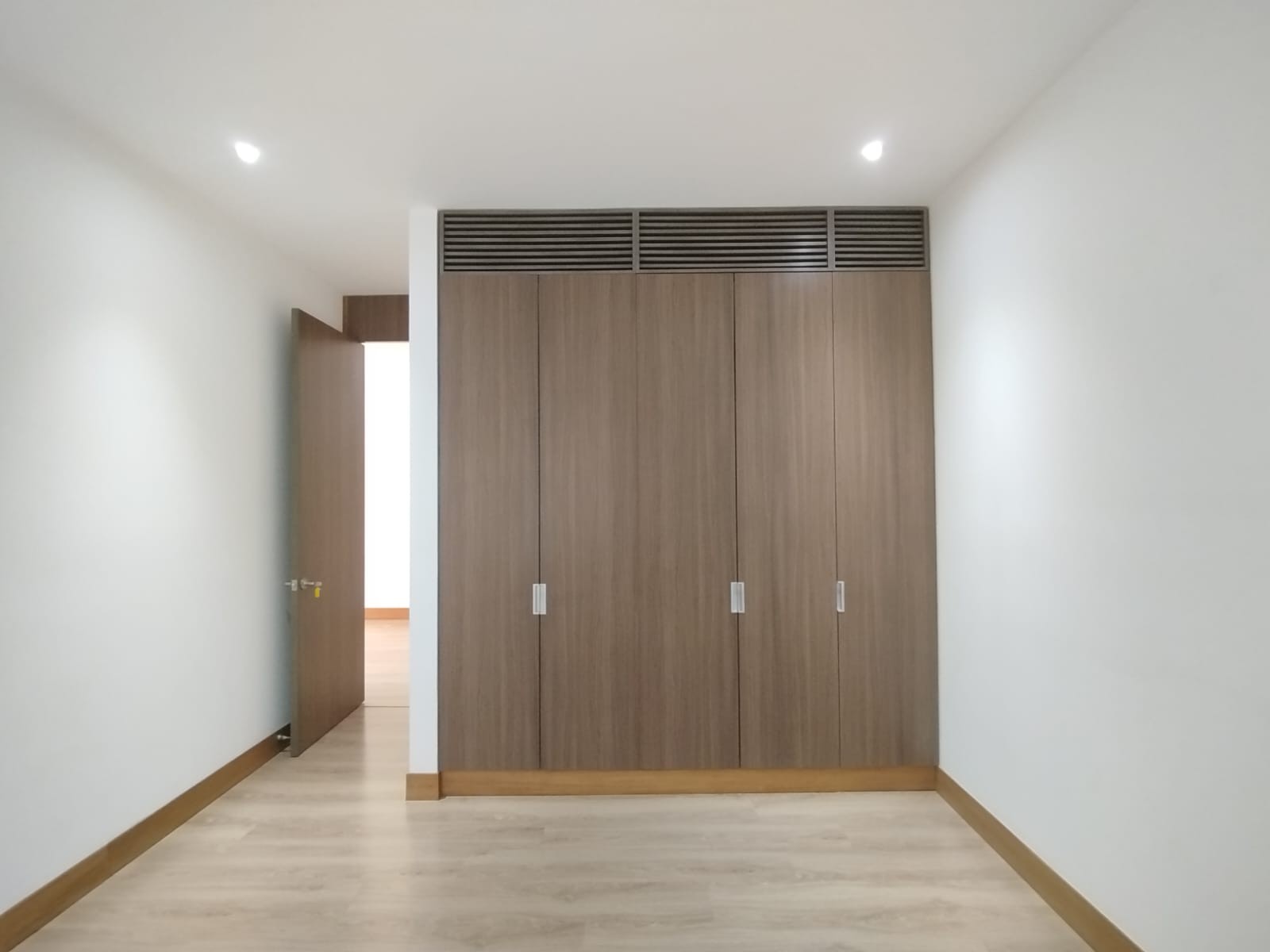 Apartamento en venta en Pinares Alto, Pereira · foto 5 de 10