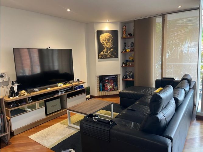 Apartamento de 3 alcobas en venta en Santa Paula, Bogotá, 133 m² · foto 2 de 12