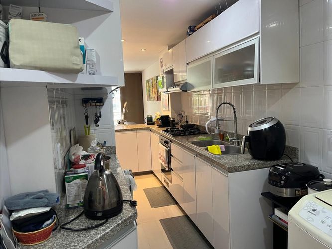 Apartamento de 3 alcobas en venta en Santa Paula, Bogotá, 133 m² · foto 6 de 12