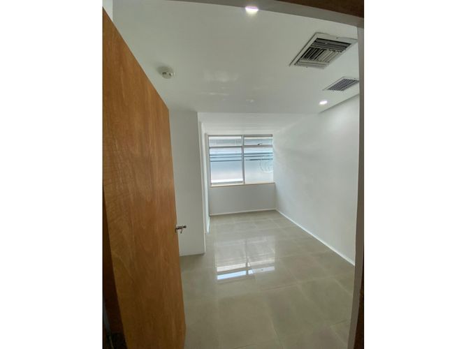 Oficina en arriendo en Santa Monica, Cali, 38 m² · foto 9 de 10