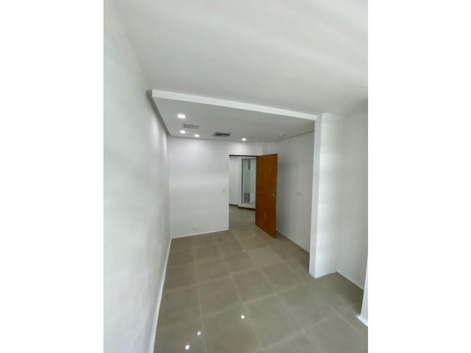 Oficina en arriendo en Santa Monica, Cali, 38 m² · foto 10 de 10