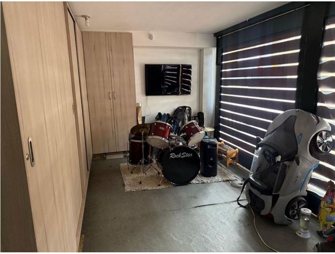 Casa de 4 alcobas en venta en Lindaraja, Bogotá, 278 m² · foto 9 de 19